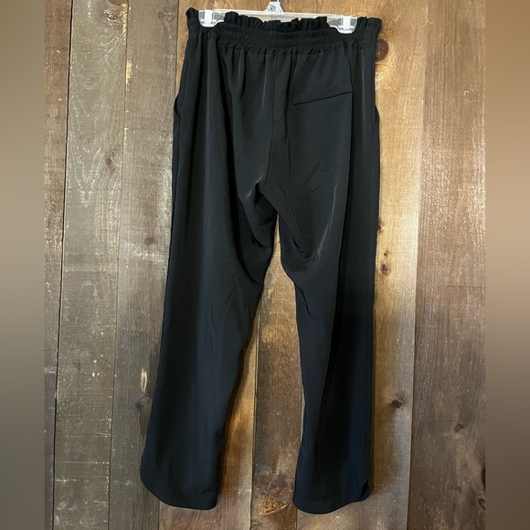 Women’s Black Dress Pant - with ruffle detail on waist - Picture 7 of 7